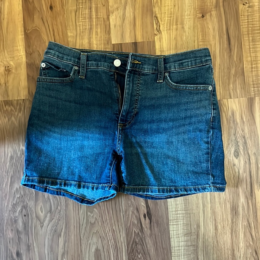 Banana Republic Jean short size 28.